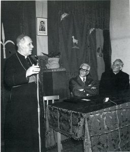 Padre Damiani con il Vescovo mons. Santin e il Sindaco ing. Gianni Bartoli a Trieste il 16 aprile 1972